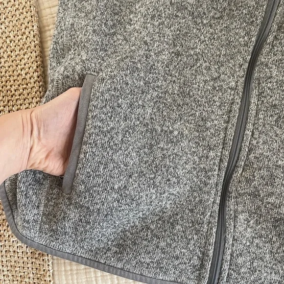 Patagonia Heather Gray woman’s Vest K-State Alpha Chi Omega logo XL - Picture 4 of 8